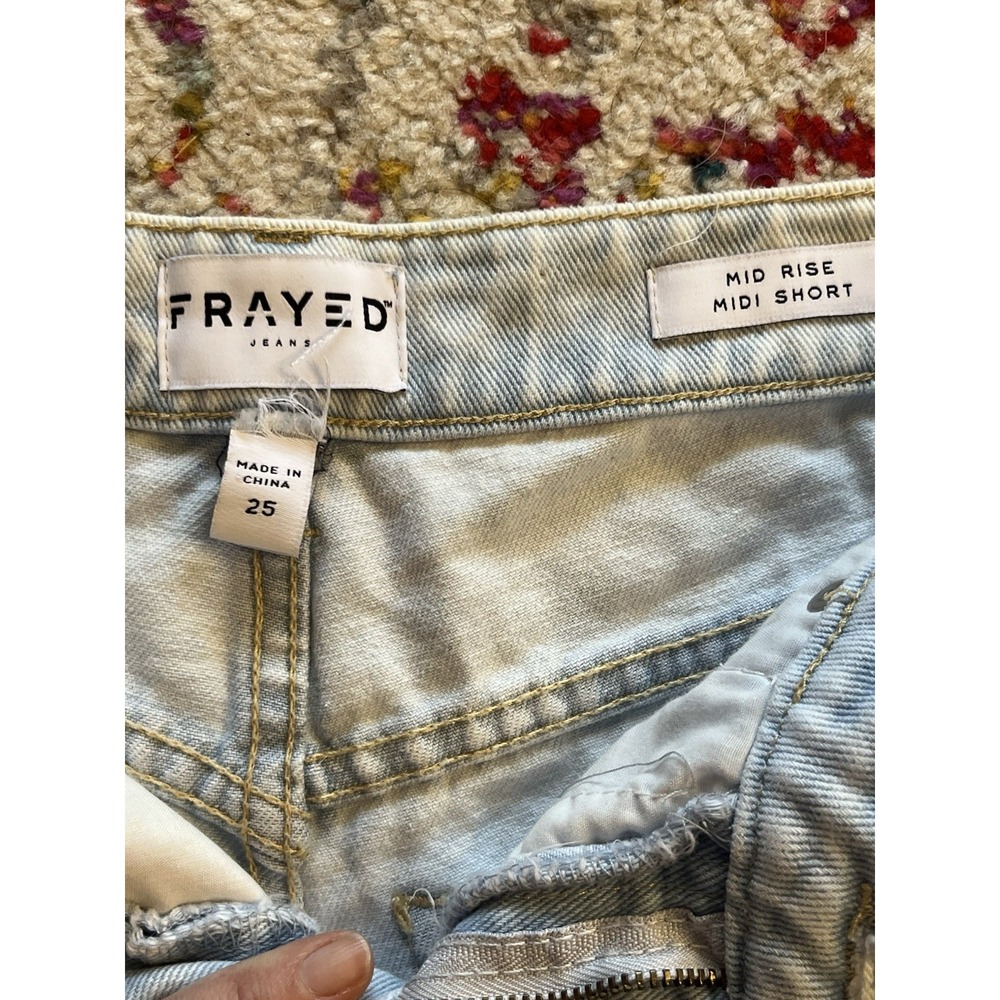 FRAYED Long Shorts Women's 25 Distressed Cut Offs High Rise NWOT - Picture 3 of 4
